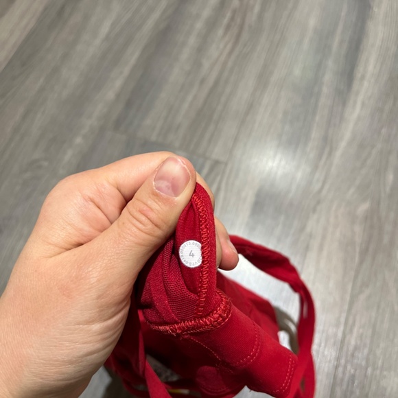 Lululemon energy longline sport bra size 4 red - Picture 3 of 3